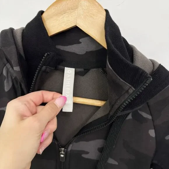 Women’s Athleta Triumph Printed Hoodie Jacket, Camo SIZE XXS - Picture 3 of 6